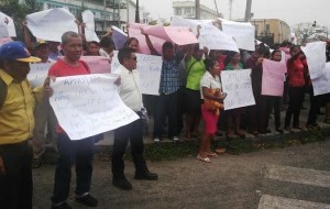 Amerindians protesting in front of Parliament Building. [iNews' Photo]