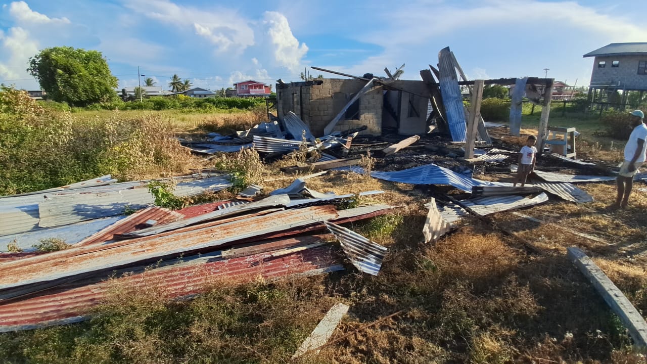 Suspect arrested, admits to setting fire to fish vendor’s house – INews Guyana