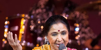 Asha Bhosle: The sound of Bollywood dies at 92