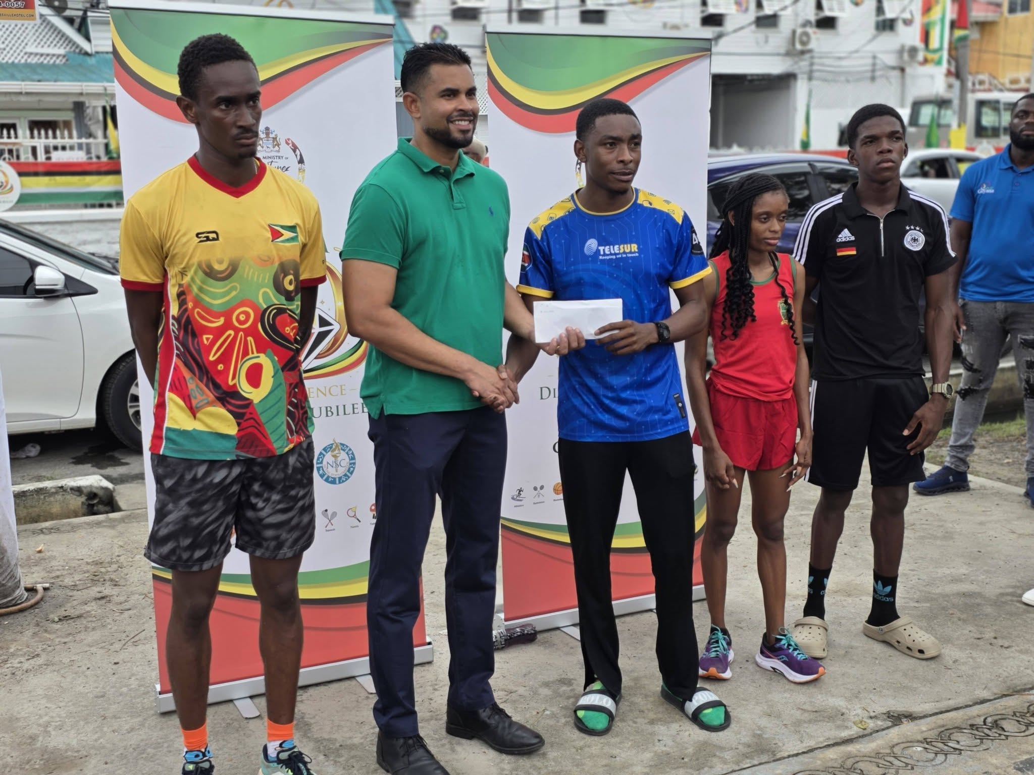 Ramson emphasises values of unity, excellence & national pride at Diamond Jubilee Road Relay