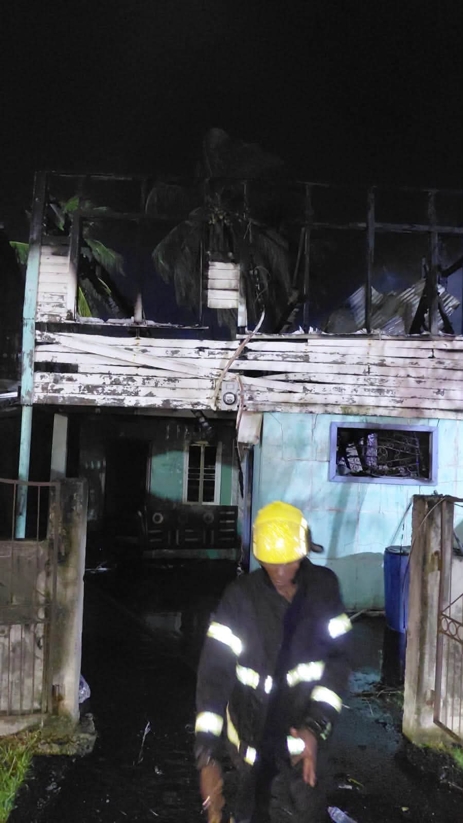 1 perishes in Lamaha Street fire – INews Guyana 1 perishes in Lamaha Street fire – INews Guyana